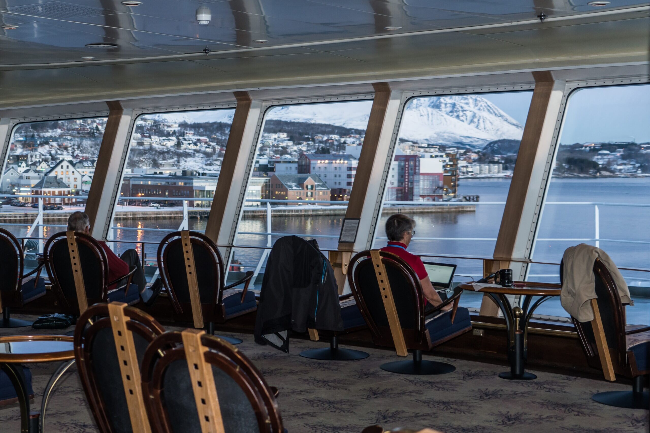 Kystruten gjennom Tromsø sett fra observasjonsdekket.