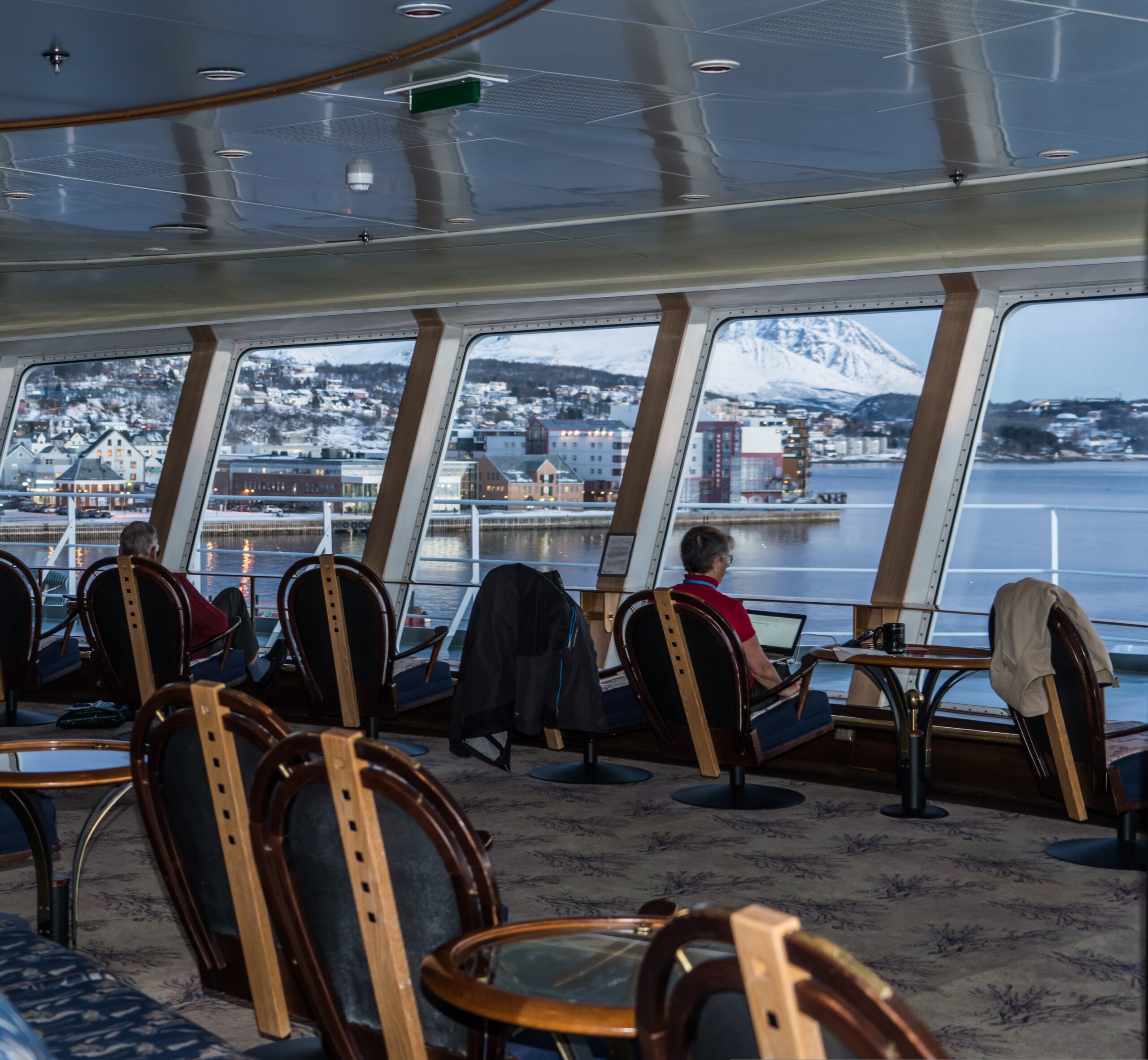 Kystruten gjennom Tromsø sett fra observasjonsdekket.